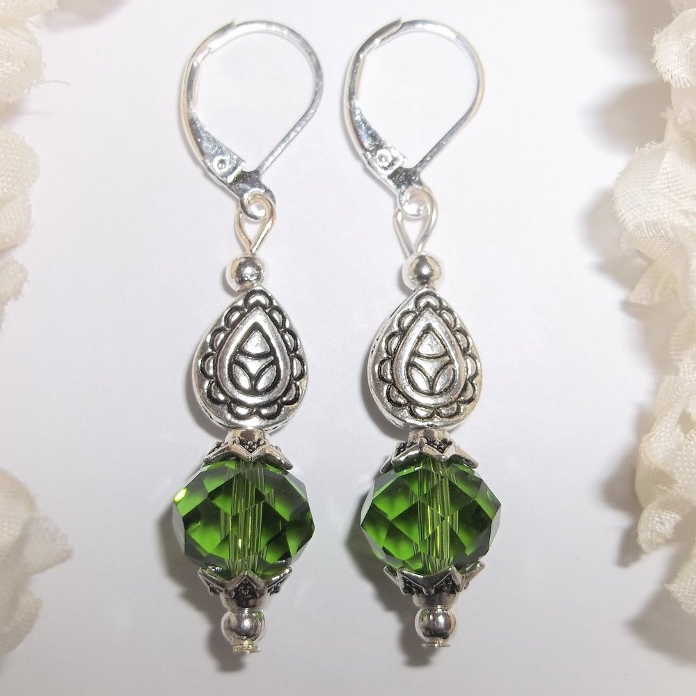 Green Earrings, Green and Silver Earrings, Green Dangle Earrings, Earrings, 7504